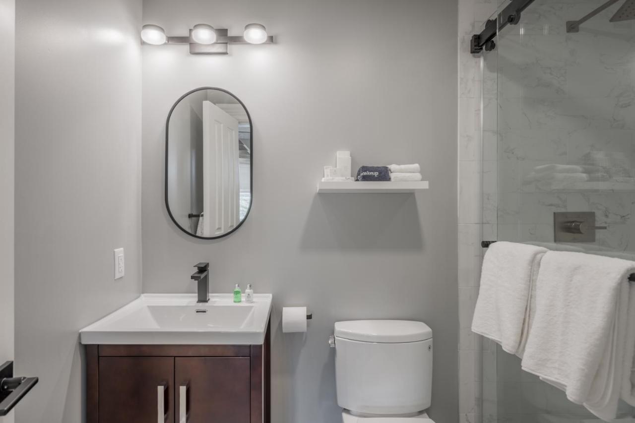 Superior King Suite