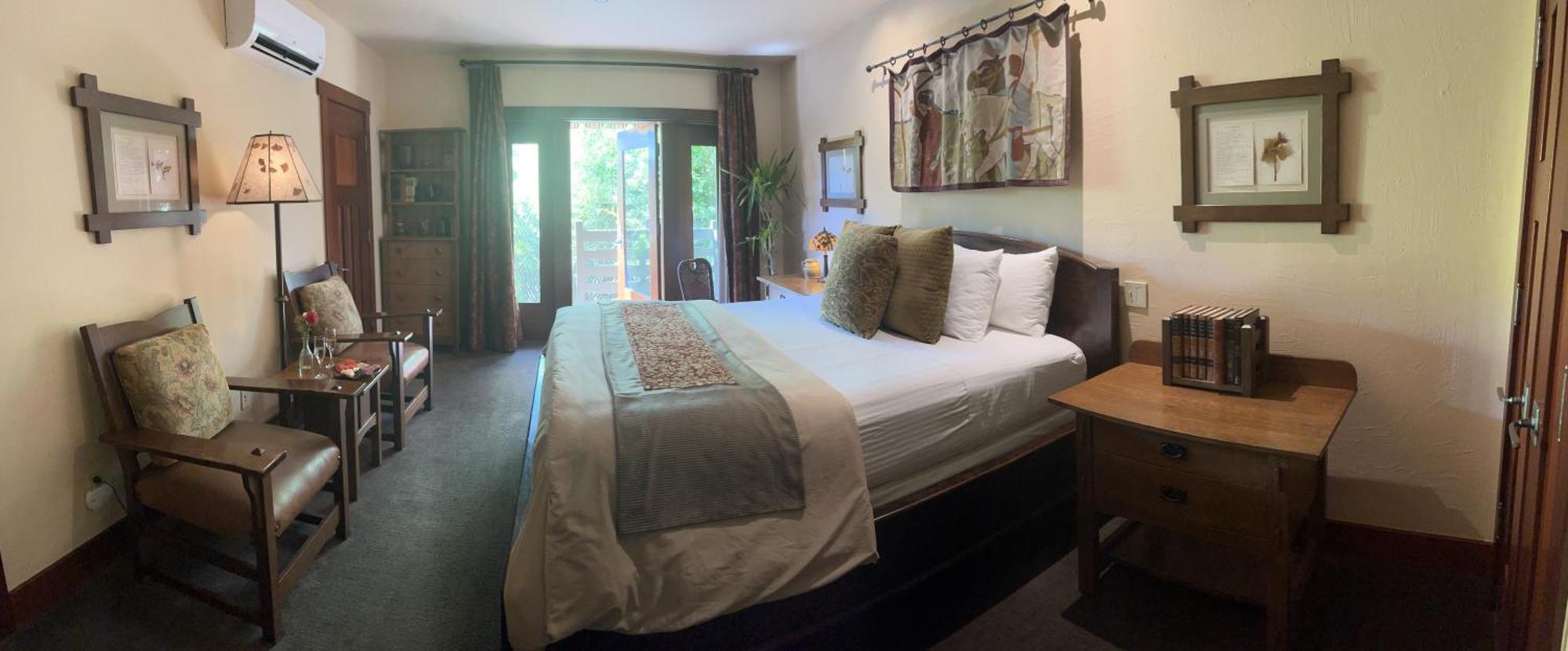 Deluxe King Room,1549473850:JPEG