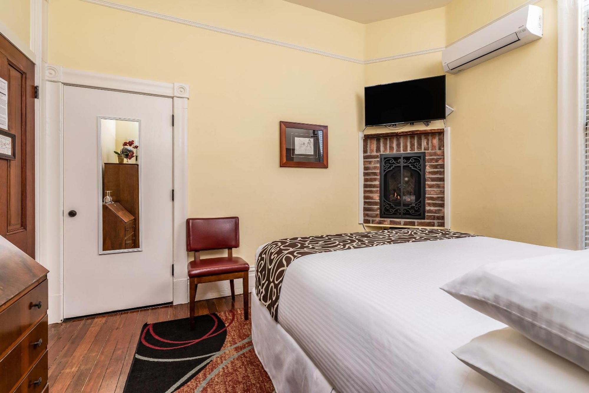 King Room Non-Smoking