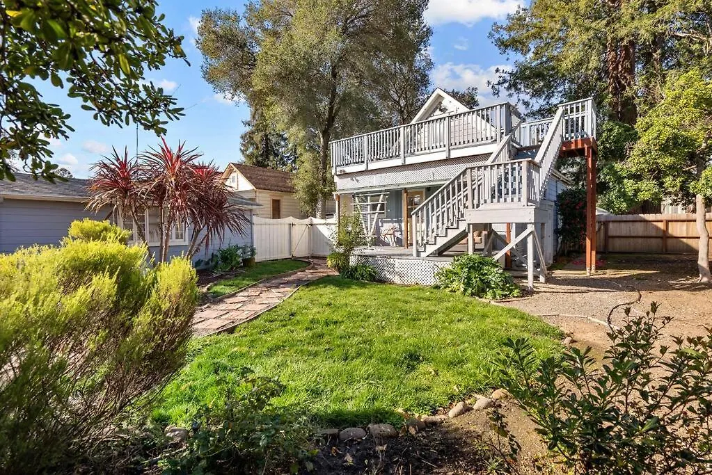 Downtown Napa Hot Tub Retreat - 3 Bed L 2 Bath-1
