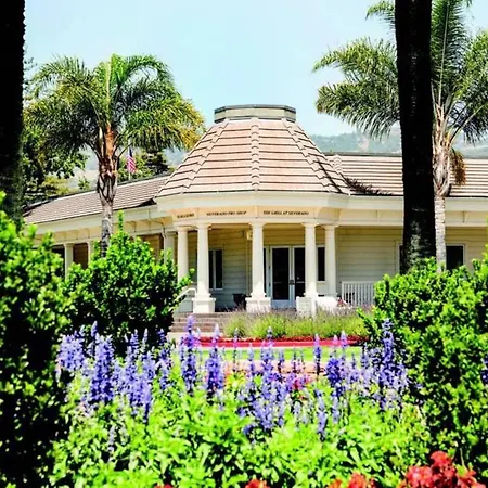 Best Golf 1Bd Suite With Golf Course Views-3