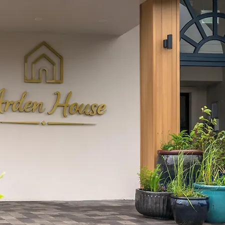 Arden House-2